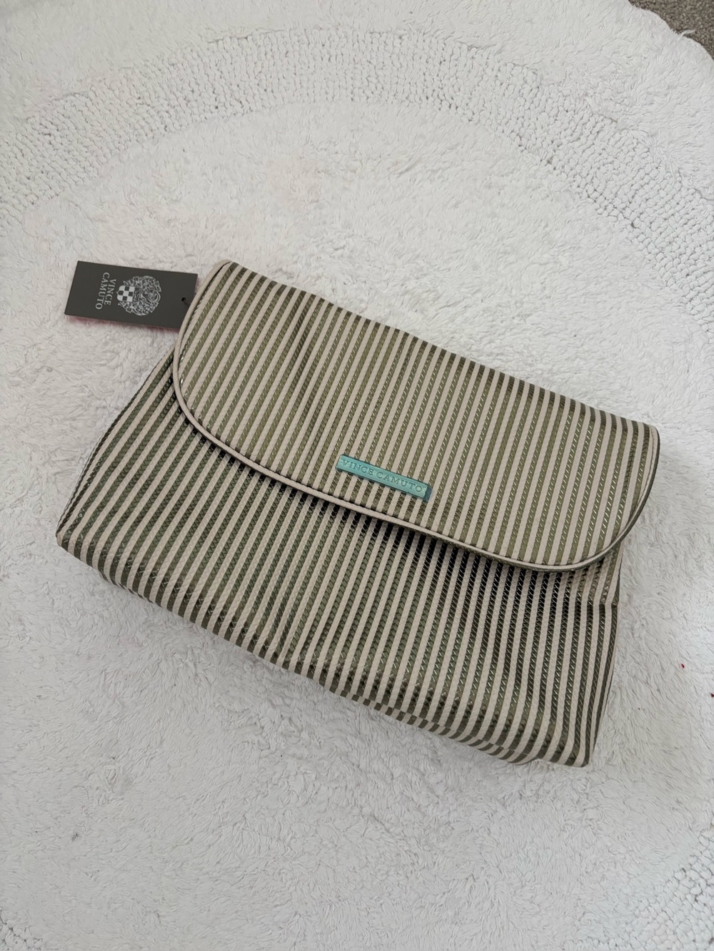 Vince Camuto Makeup/Toiletry/Cosmetic Bag